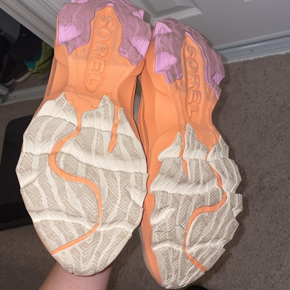 FP Movement x SOREL Kinetic Breakthru Tech Sneakers Size 7 - Picture 3 of 4